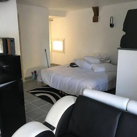 colymini studio 2 personnes raffiné Sourzac Exterior foto